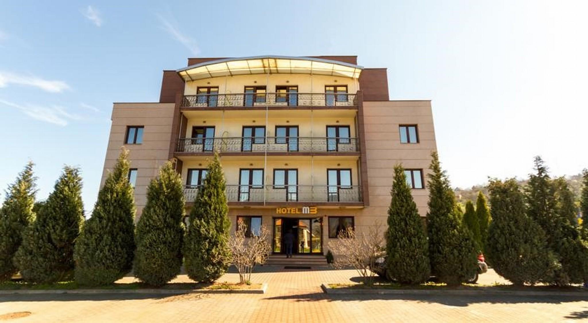Hotel M3 Donje Mladice Экстерьер фото